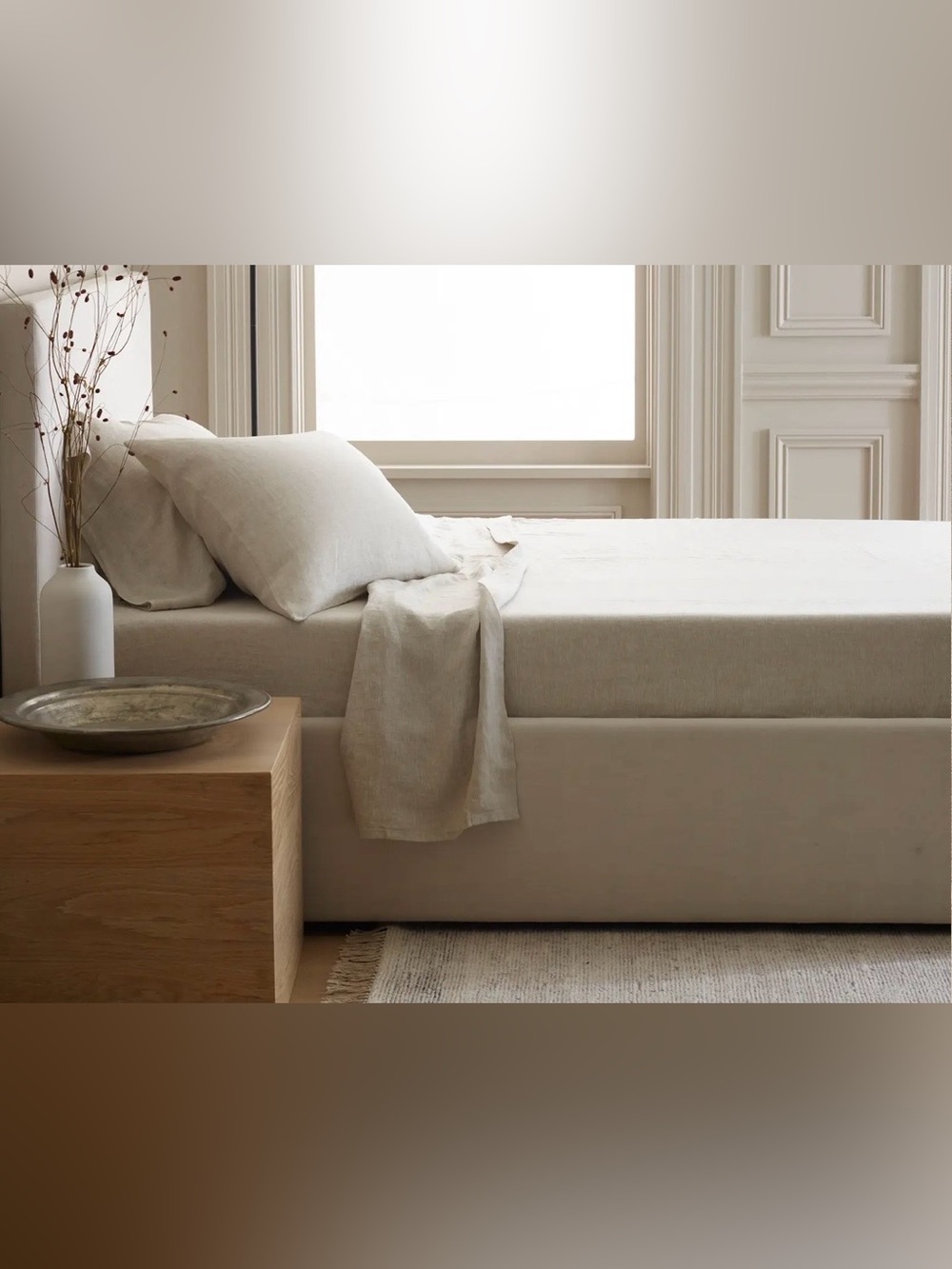NWT Quince European Linen Chambray 4 Piece Sheet Set, Cal King (Natural)